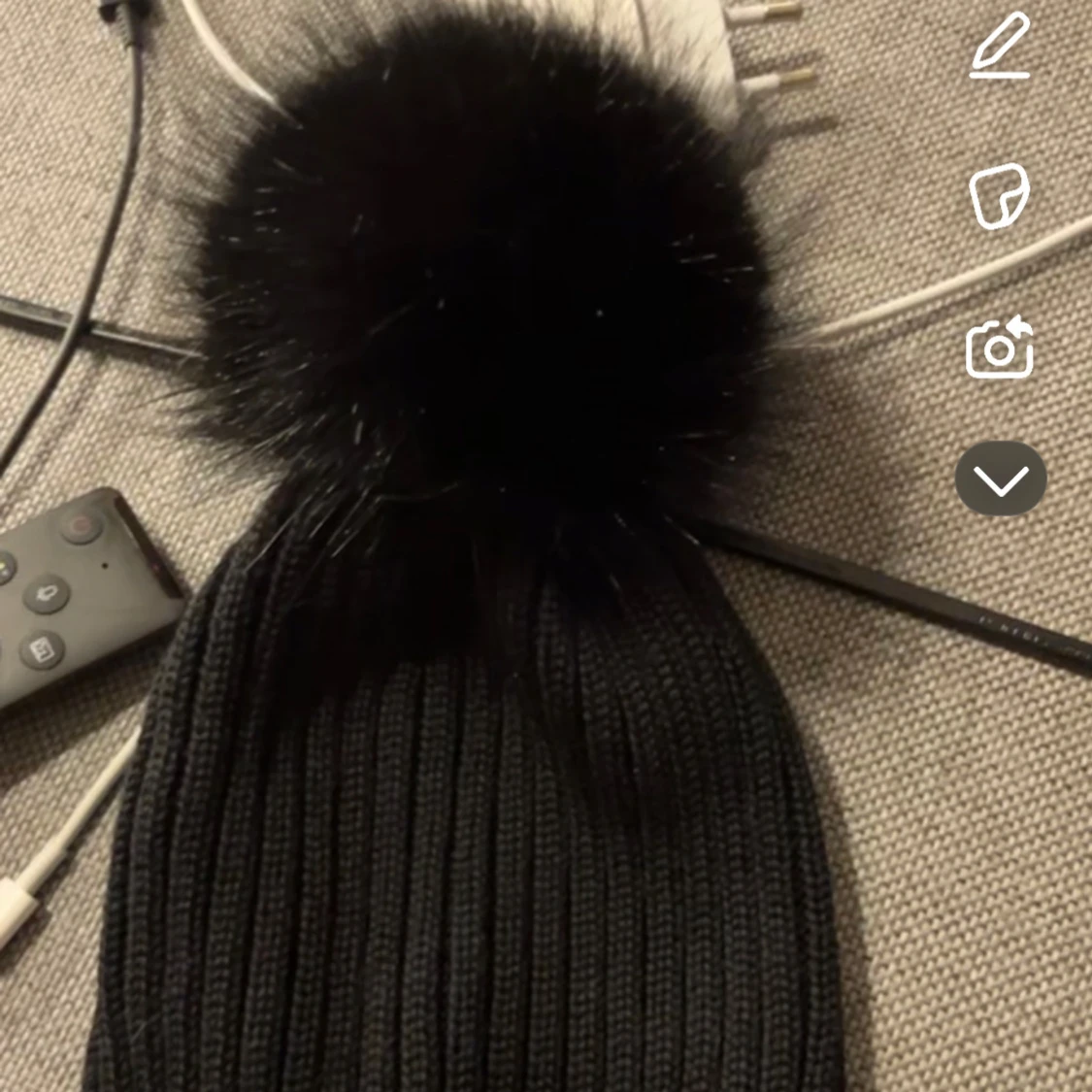 Svart  mössa från Moncler - 1