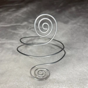 Armcuff / armsmycke  - Perfekt till balen/ studenten/ eller skolavslutningen. Du kan välja om du vill ha det på över eller under armen✨  