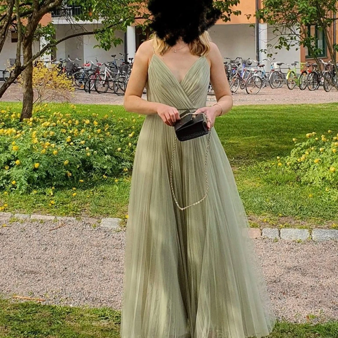 Ljusgrön ballångklänning i tyl - 4