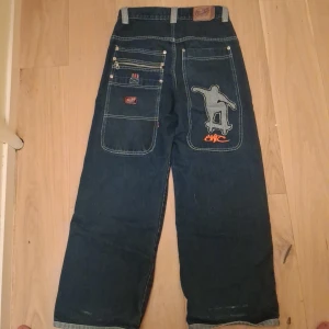 Jnco type jeans 🏄‍♂️ - Baggy jeans liknande🧙‍♂️ waist 30❤️ kan gå ned lite vid snabbt köp