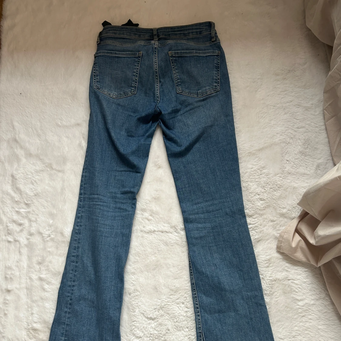 Blå bootcut jeans - 1