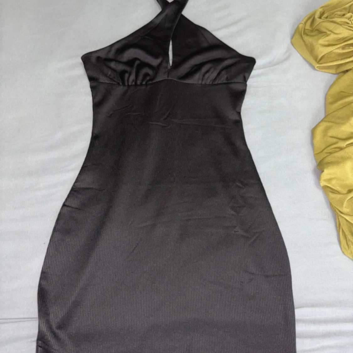 Svart omlottklänning från H&M Divided