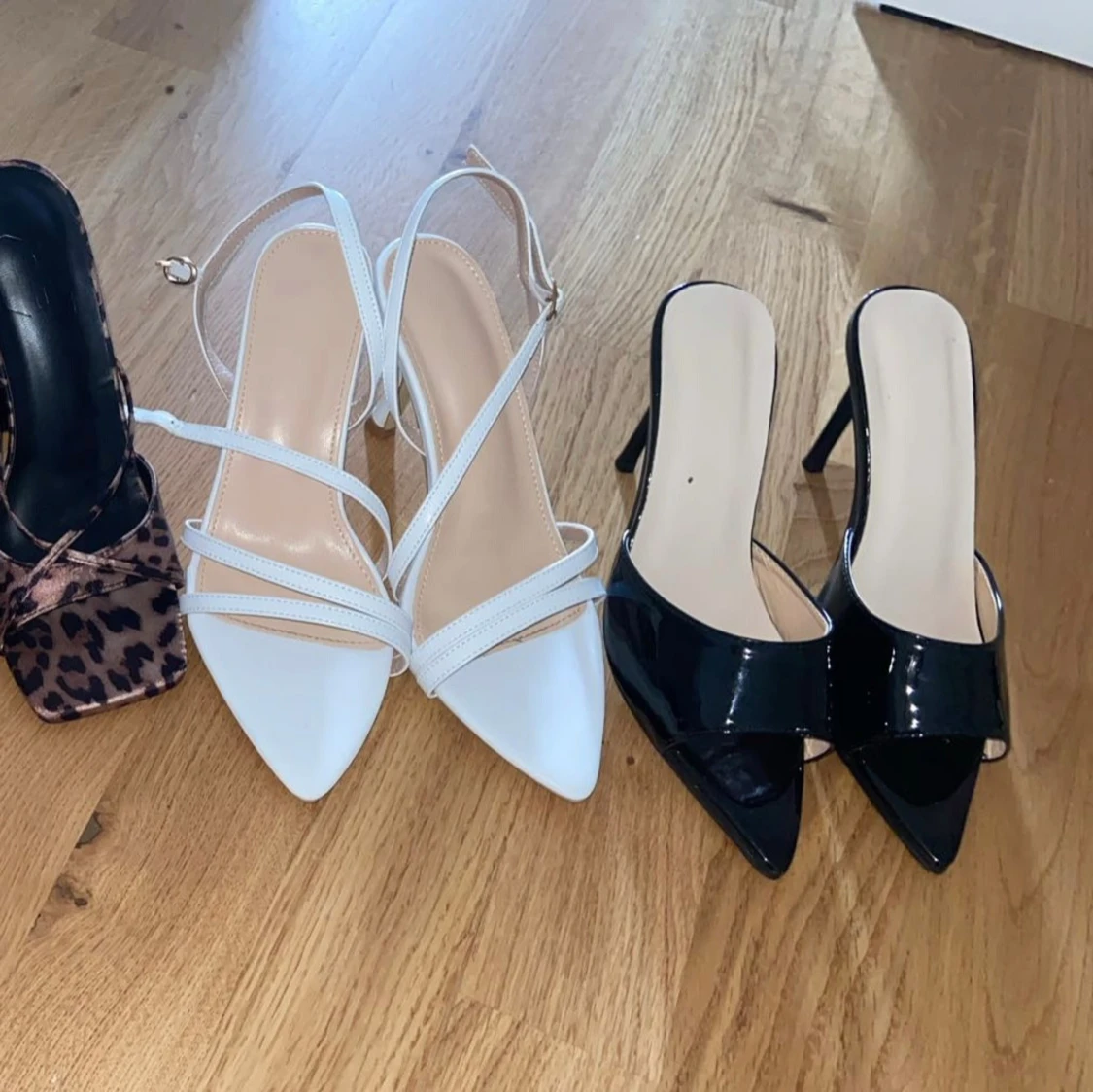 Fyra par trendiga pumps i olika stilar - 1