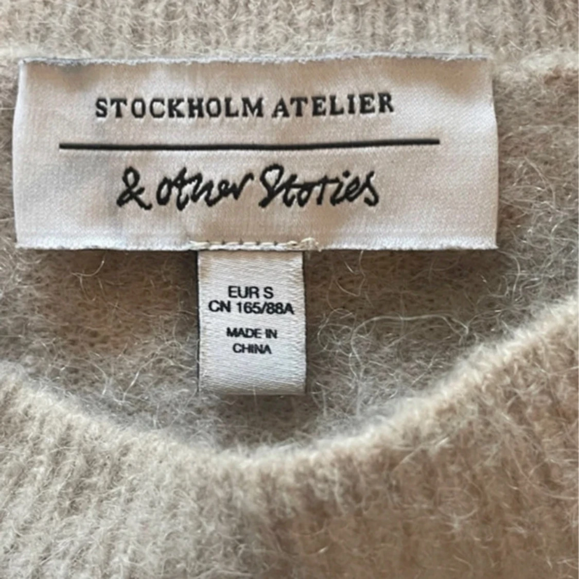 Ljusbeige stickad tröja & Other Stories - 3