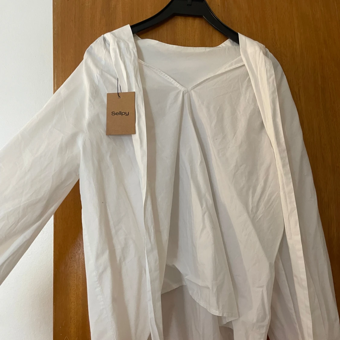 Vit långärmad henley i bomull - 1