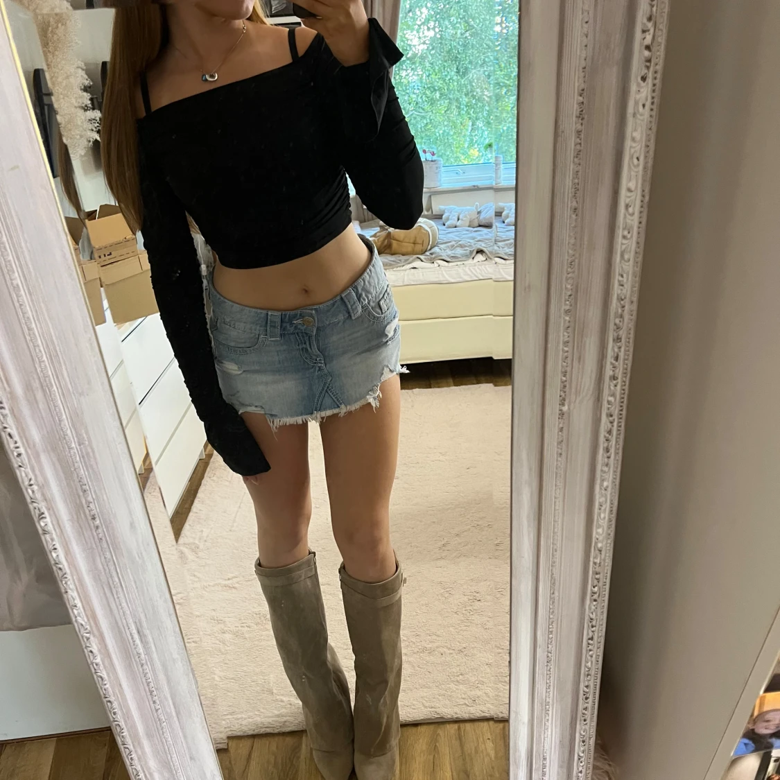 Långärmad off shoulder topp