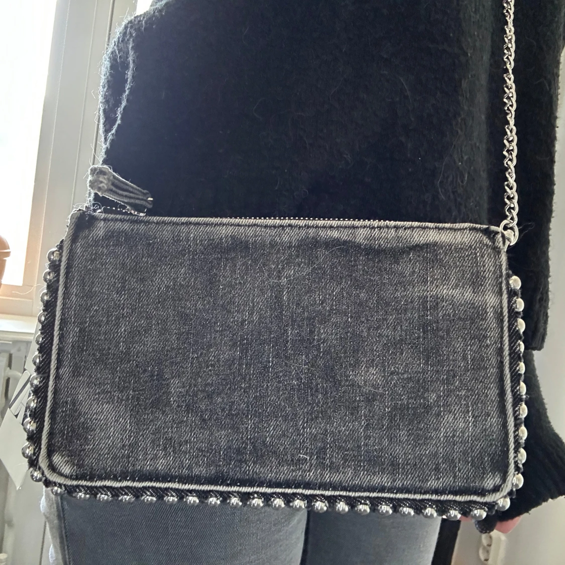 Svart jeans axelväska från Zara - 1