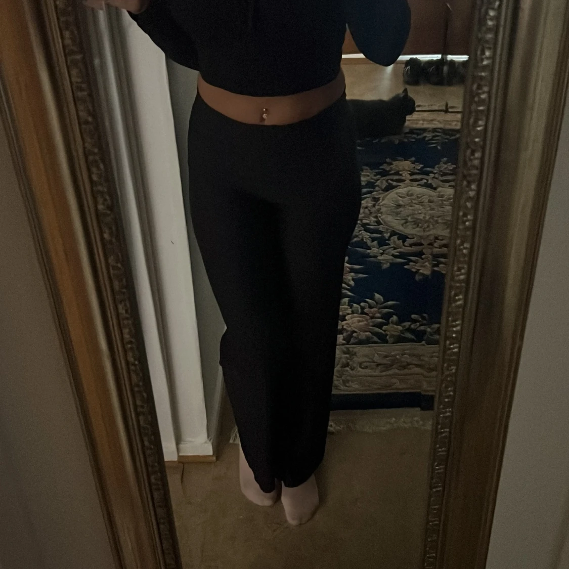 Svarta högmidjade wide byxor - 1