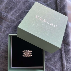 Edbald ring - Edbald ring | skick 8/10 | Tar byten mot en guld| storlek 16,80 | skriv för mer bilder och info ✅