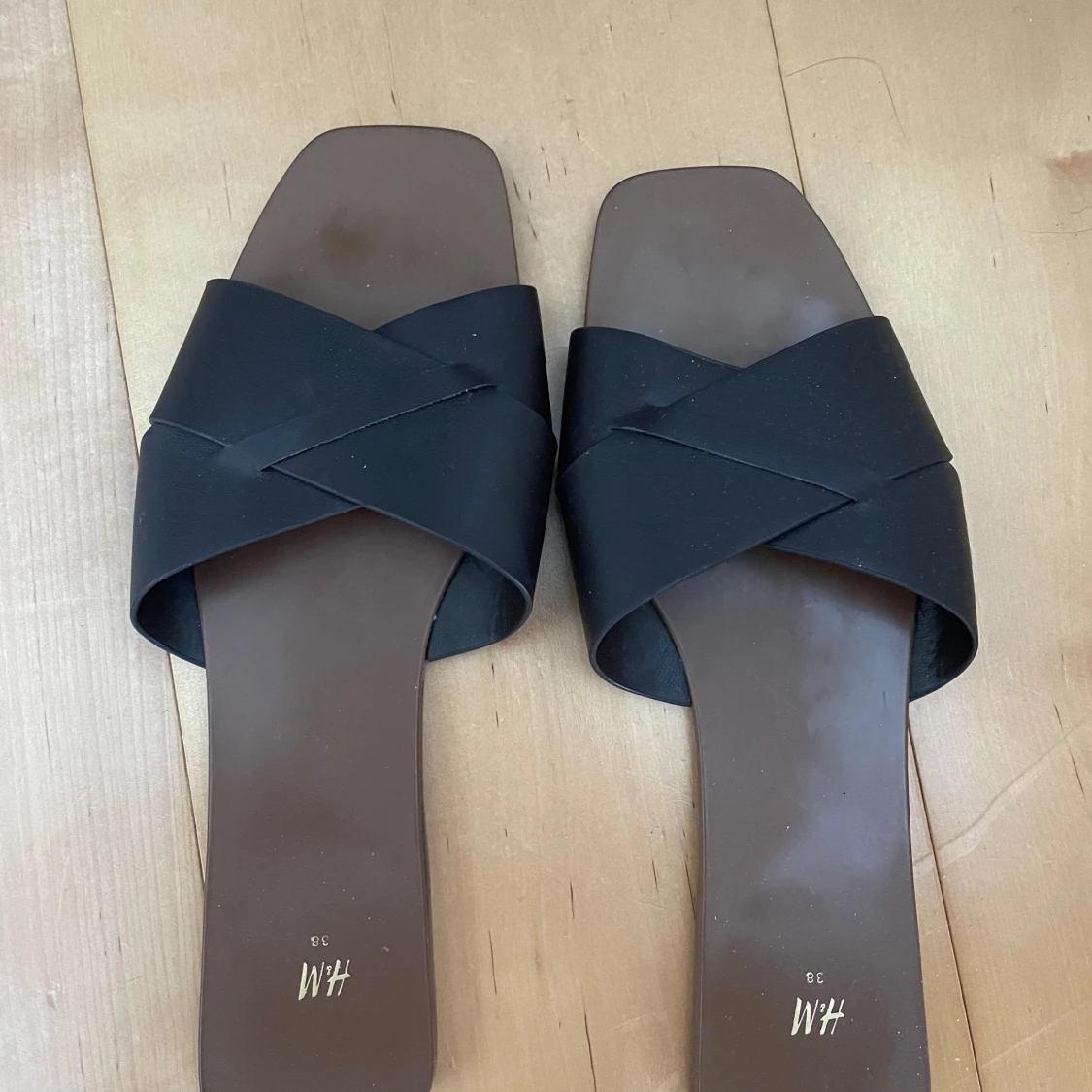 Svarta sandaler från H&M