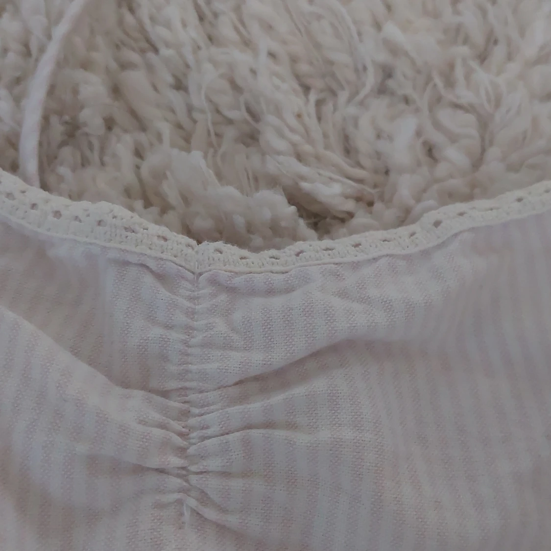 Vit randig linnetopp - 1