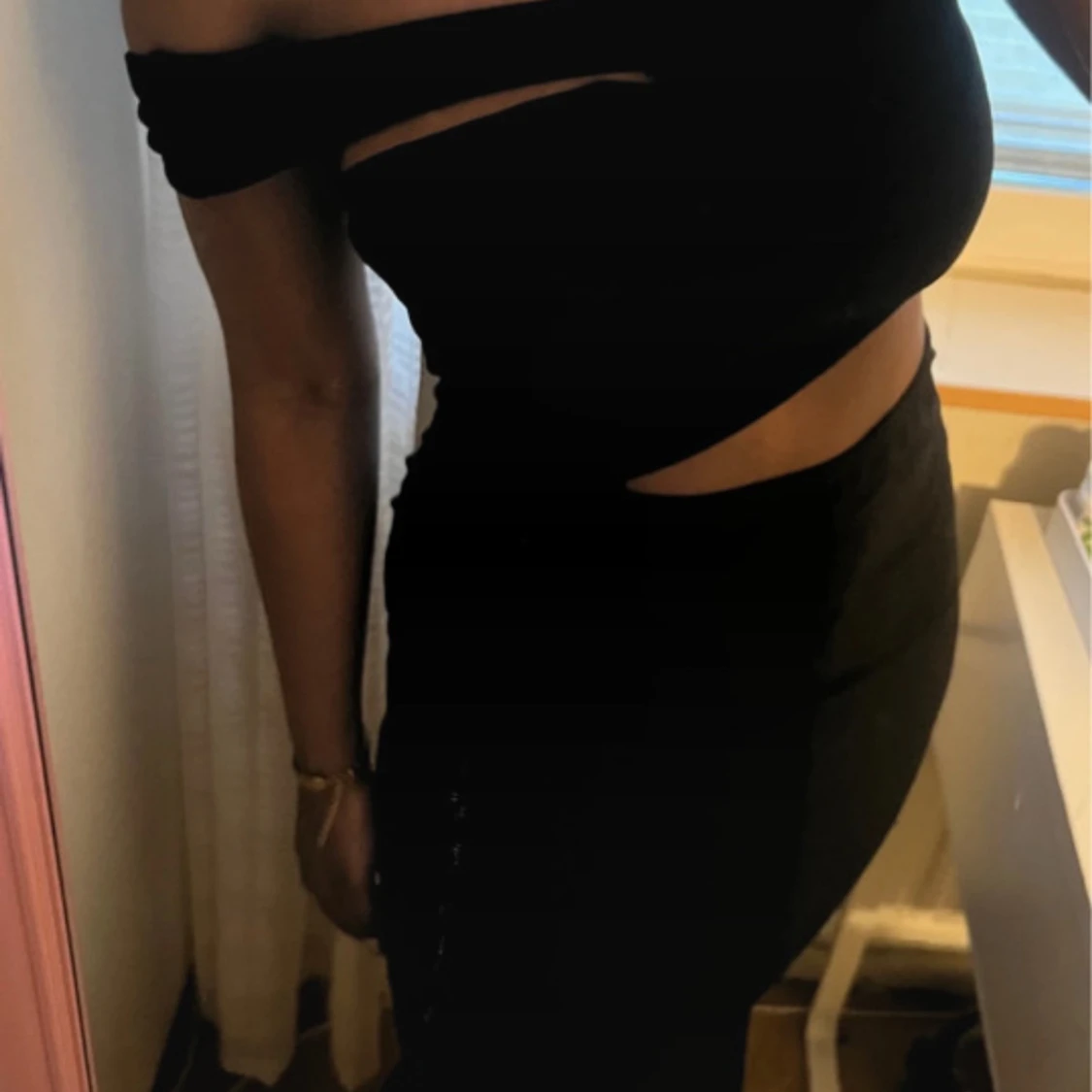 Svart offshoulder topp