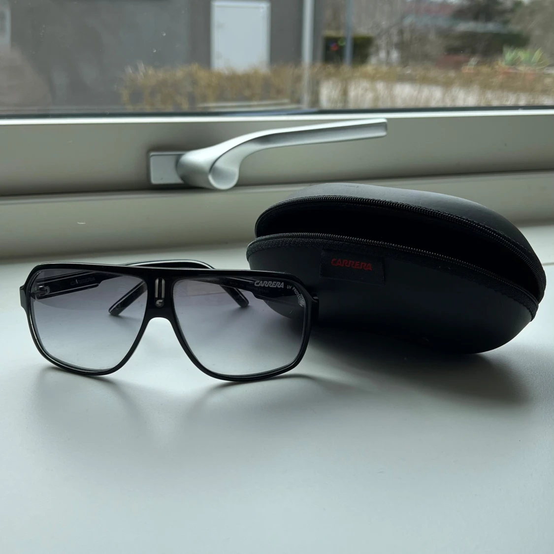 Carrera solglasögon blå/svart