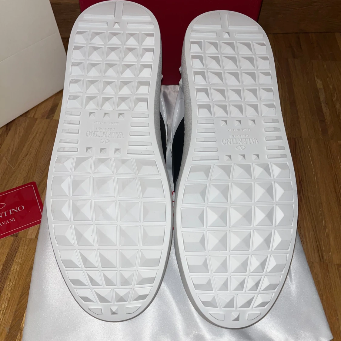 Valentino Garavani sneakers - 4