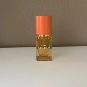 Caia parfym  - Endast sprutat ett sprut så nästintill ny, priset går att diskuteras 💕