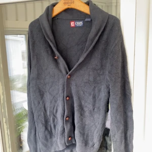 Raffe cardigan (steal) - 🔵Raffe cardigan i toppskick, storlek S, hör av er vid funderingar 🤝