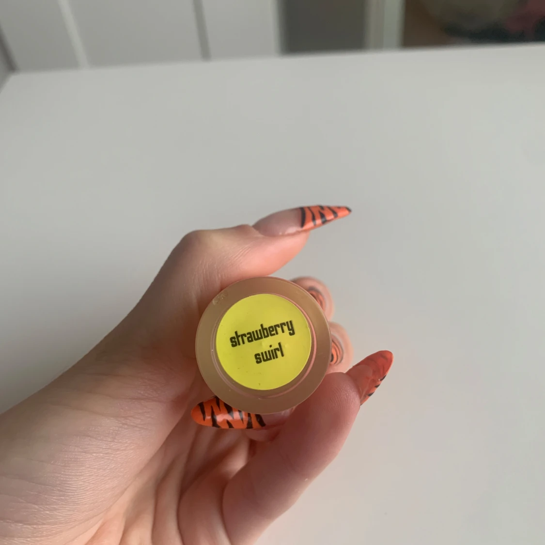 Läppglans Strawberry Swirl från Made by Mitchell - 1