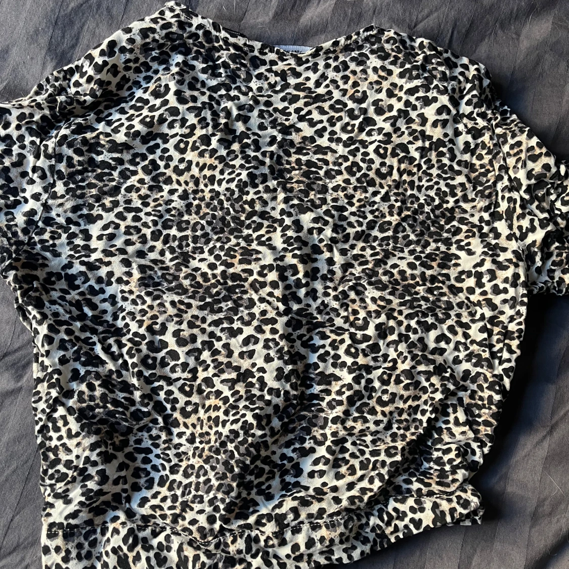 Leopardmönstrad blus från Vero Moda - 1