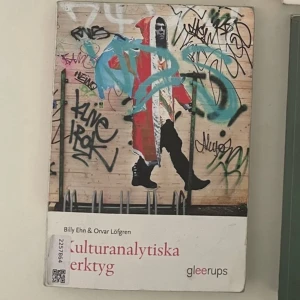 Kulturanalytiska verktyg - Säljer kurslitteratur 
