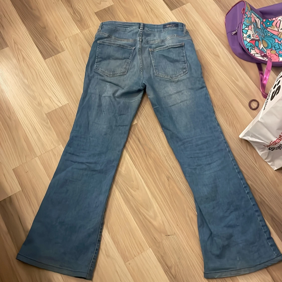 Blå bootcut jeans från ONLY - 1
