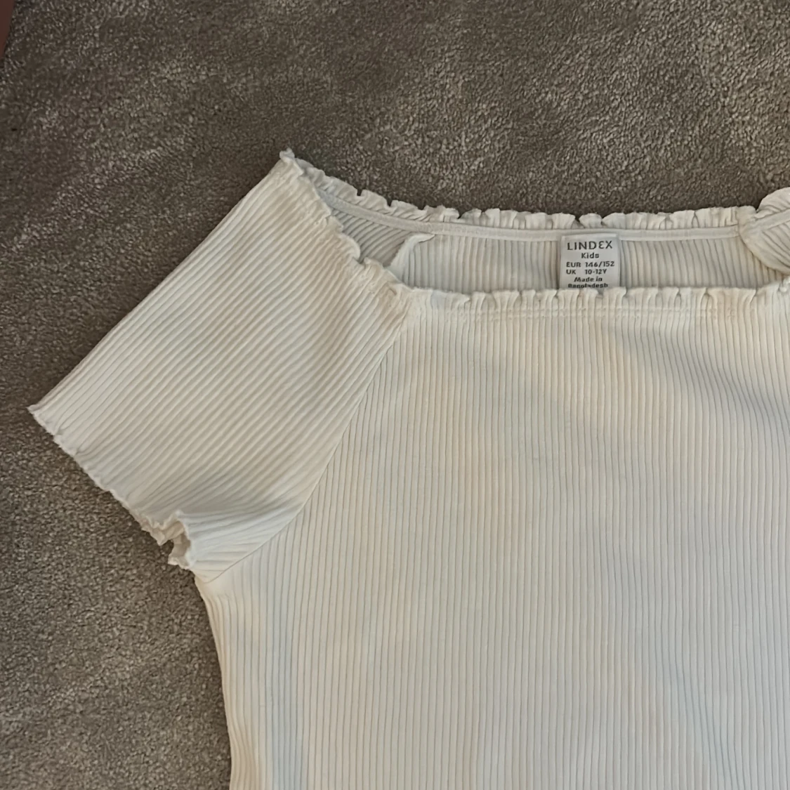 Vit ribbad topp från Lindex - 1