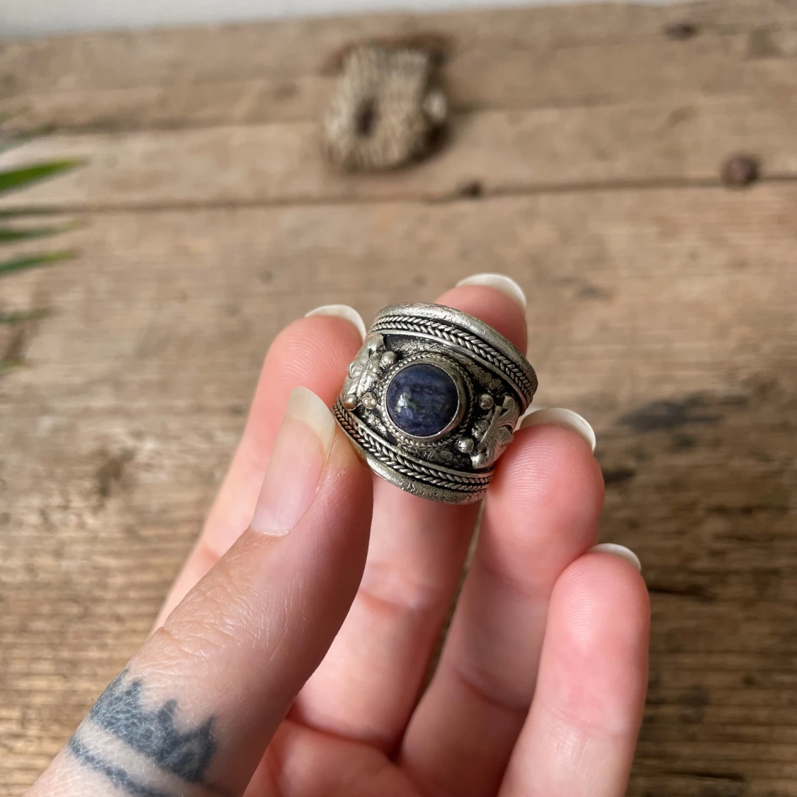 Bred silverring med lapis lazuli - 1