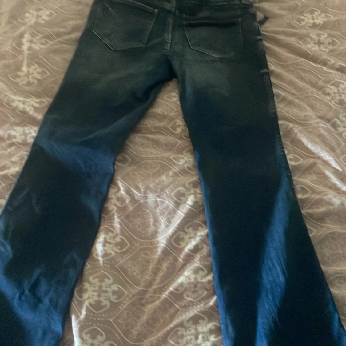 Blå bootcut jeans från H&M - 1