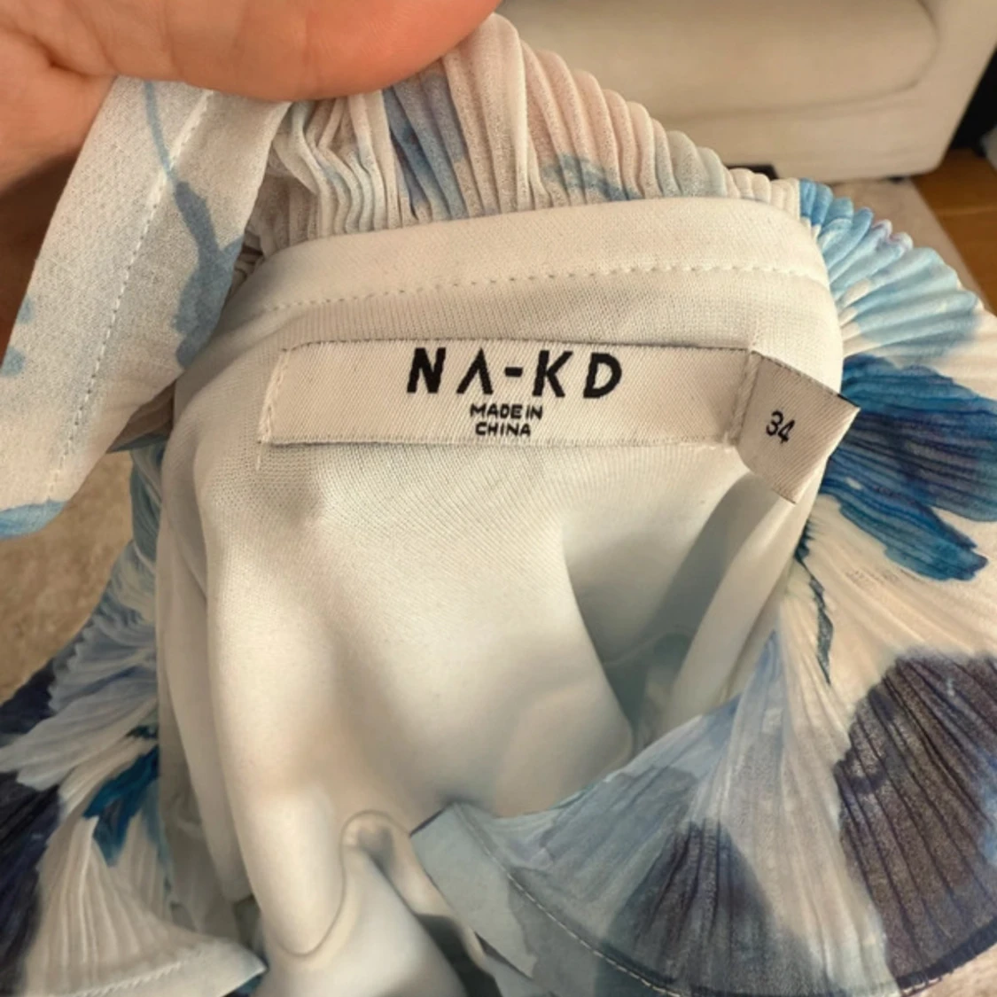  offshoulder klänning NA-KD x Lojsan - 2