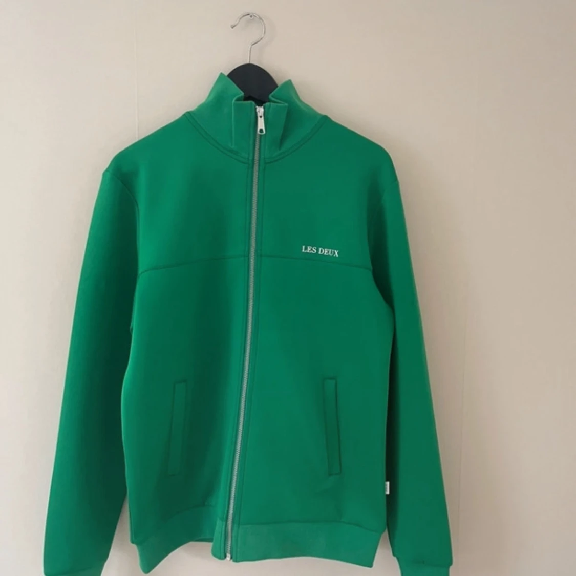 Grön zip-jacka från Les Deux - 2
