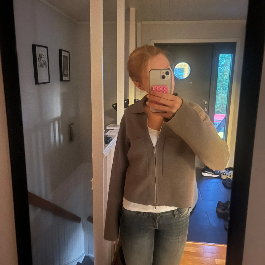 Beige cardigan jacka med dragkedja - 1