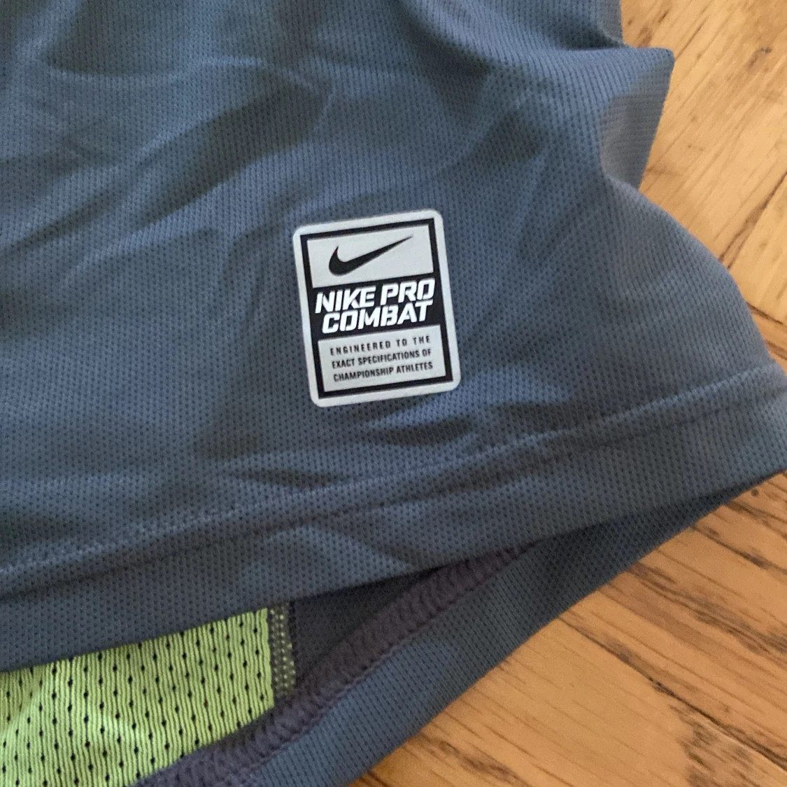 Nike Pro Combat blå träningströja - 2