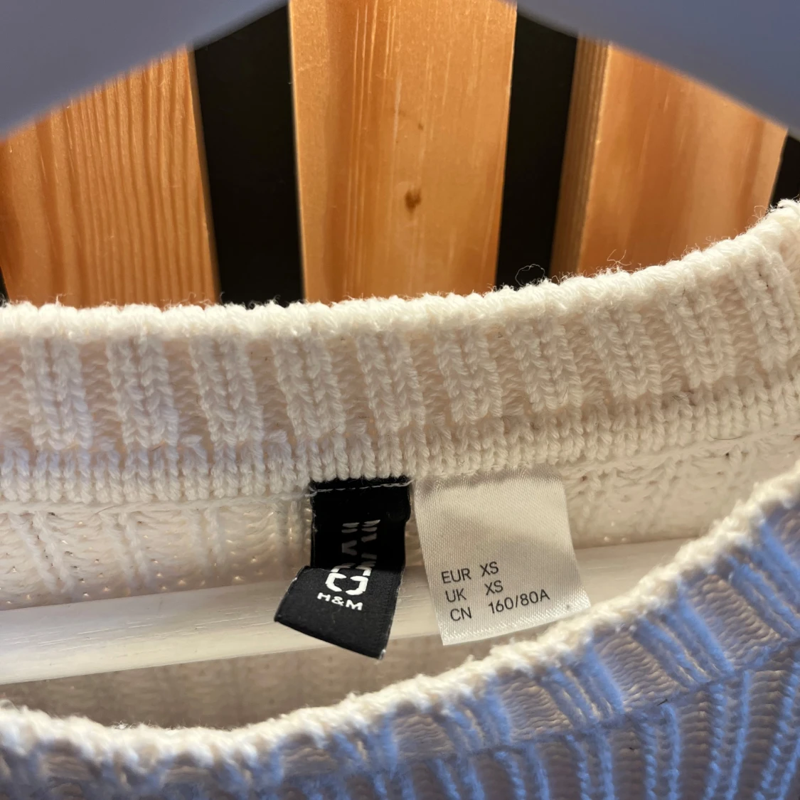 Vit stickad tröja från H&M XS - 2