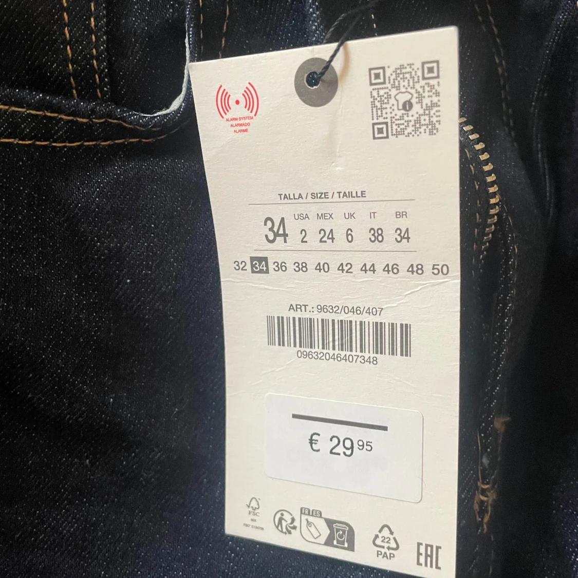 Bootcut jeans i mörkblå denim från Zara - 1