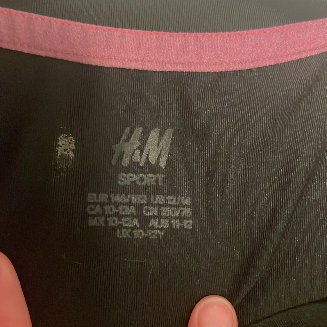 Svart sport-t-shirt från H&M 146/152 - 3