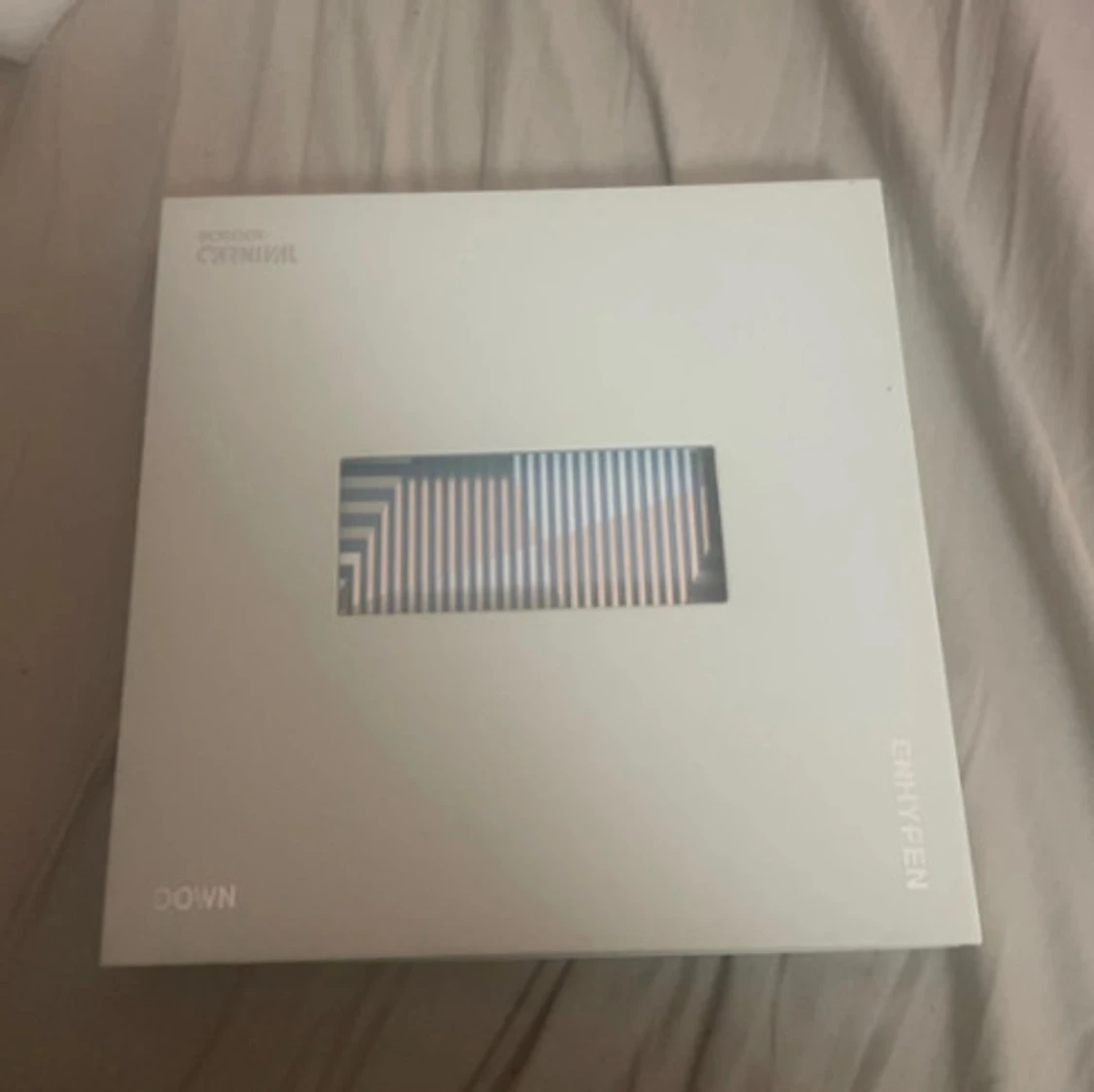 BORDER: CARNIVAL DOWN