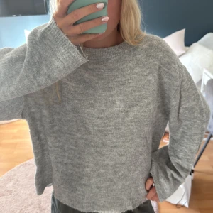 Ljusgrå stickad tröja från lager157 - Mysig ljusgrå stickad tröja från lager 157 storlek S🙌🏼🙌🏼