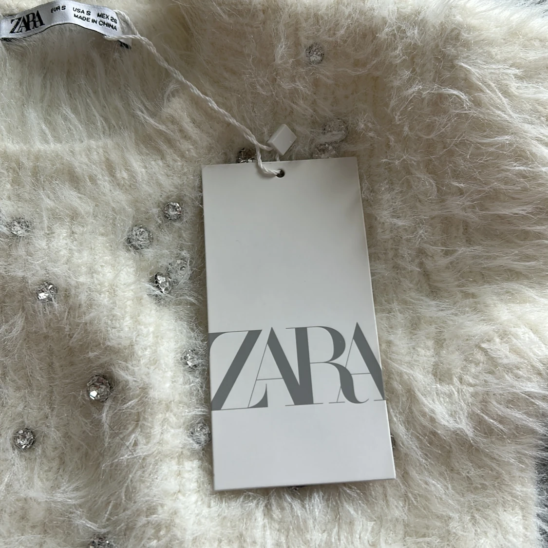 Tröja med stenar  - 3