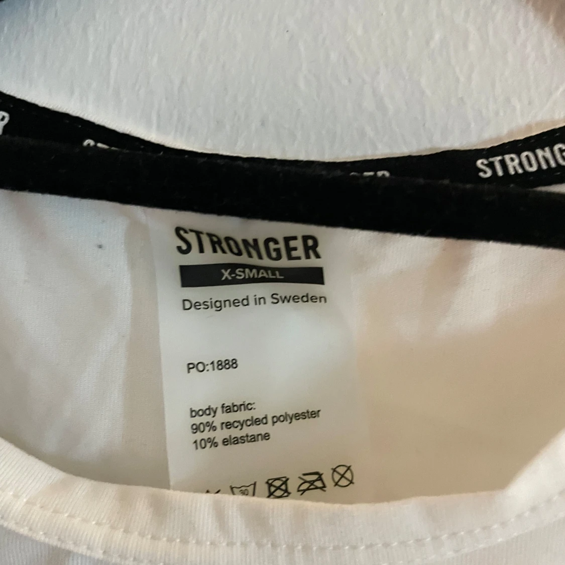 Vit linnetopp från Stronger - 2