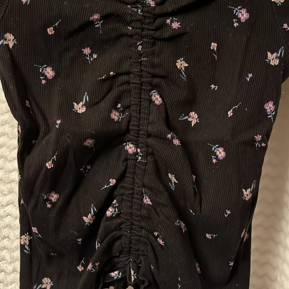 Svart blommig topp från H&M🖤 - 2