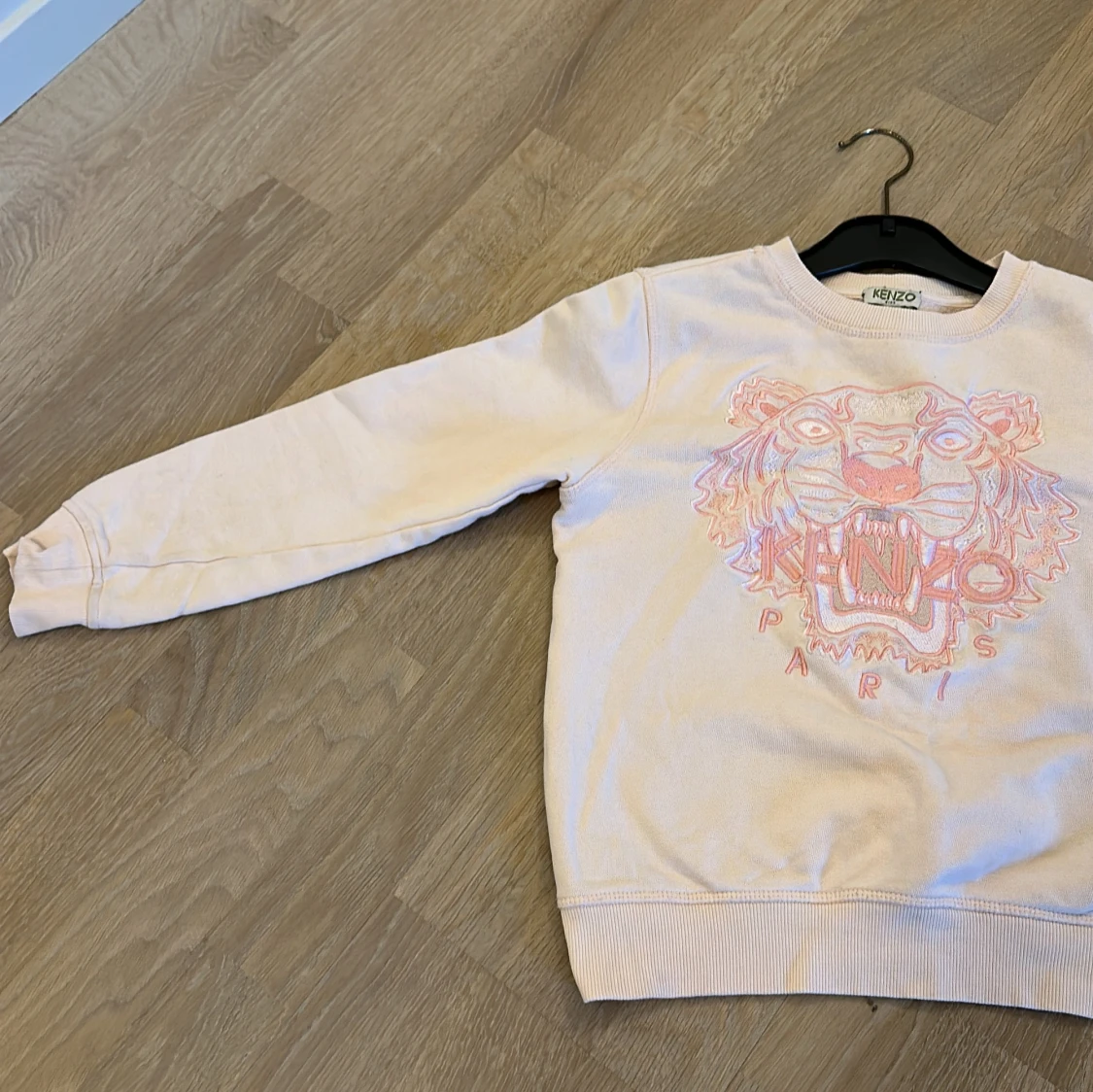 Rosa sweatshirt från Kenzo - 1