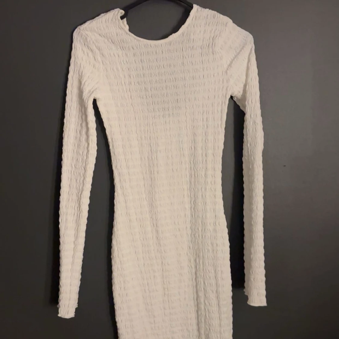 Vit ribbad klänning - 1