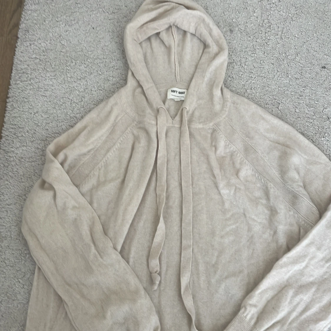Soft goat stickad cashmere hoodie - 1