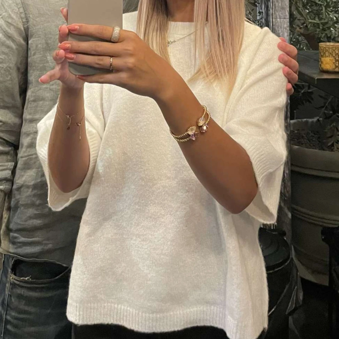 Vit tröja med trekvartsärm - 2