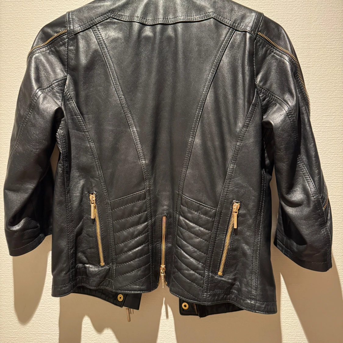 Svart skinnjacka Roberta Biagi - 2