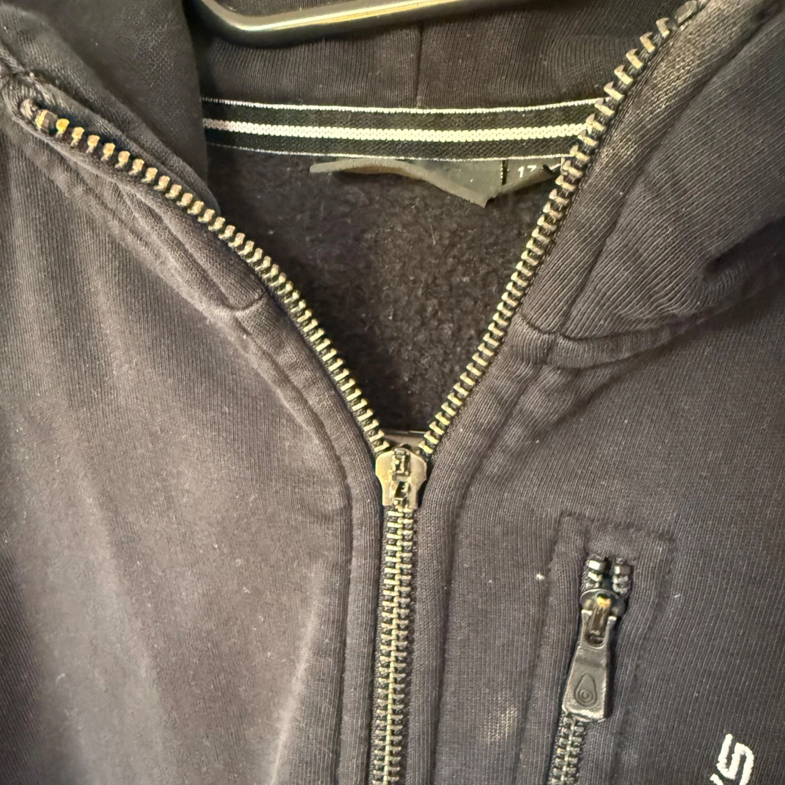 Svart Hoodie  från Sail Racing - 2