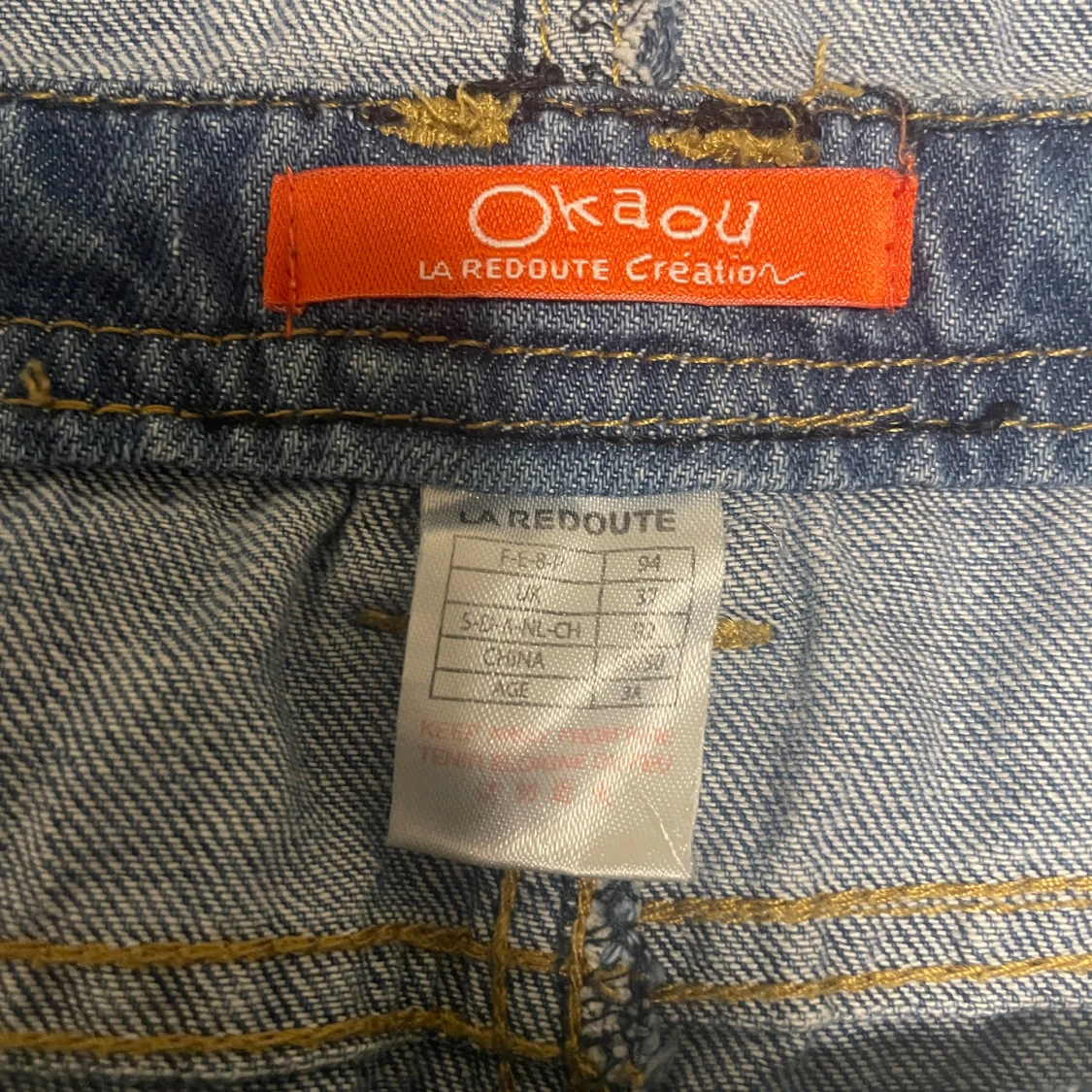 Blå jeans hängselbyxor från Okaou - 1