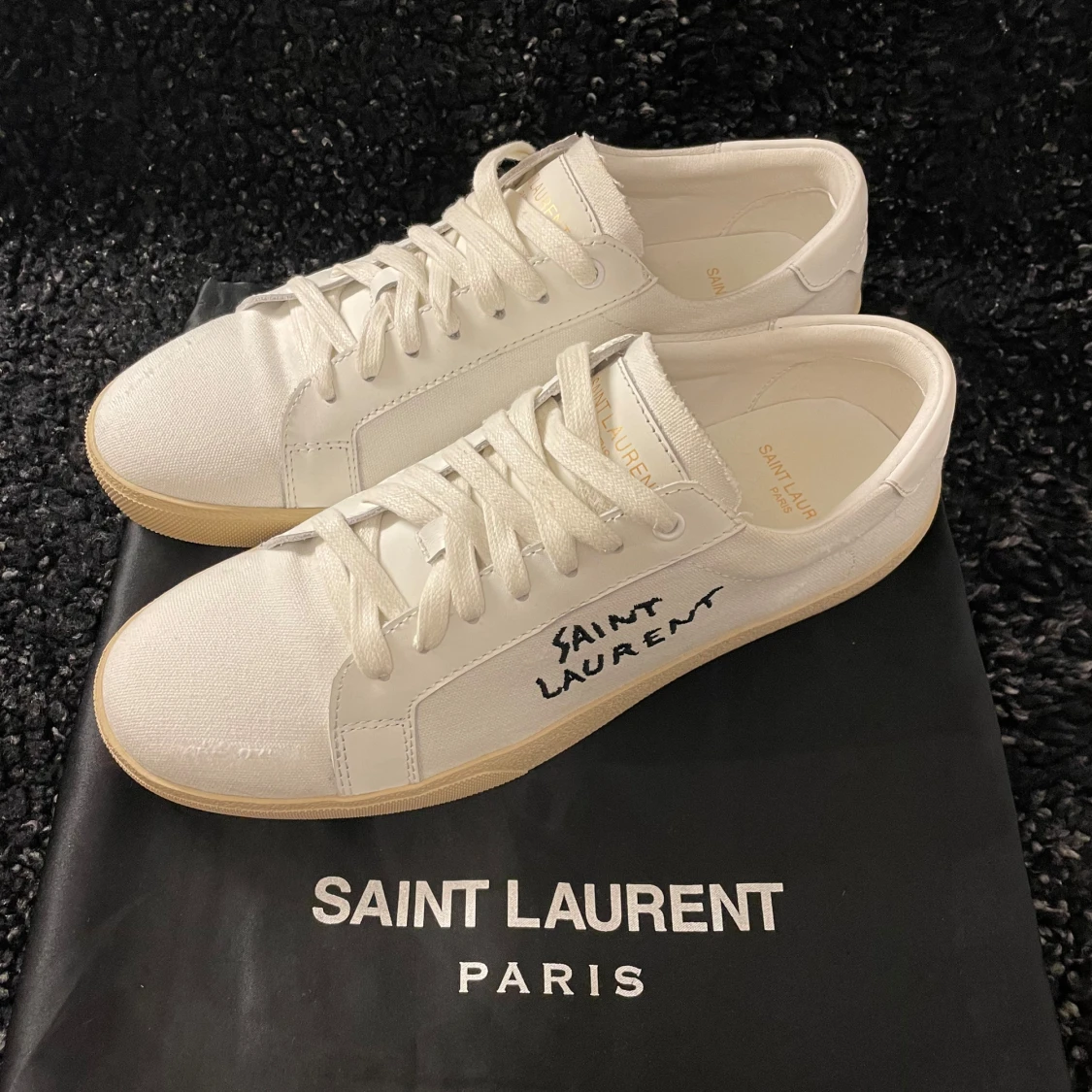  Saint Laurent 06 - 3