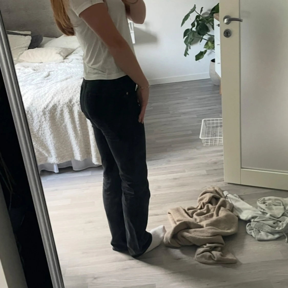 Svarta straight jeans - 1