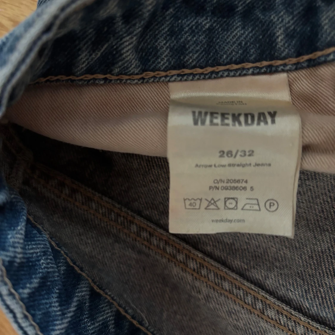 Blå Arrow jeans från Weekday - 2