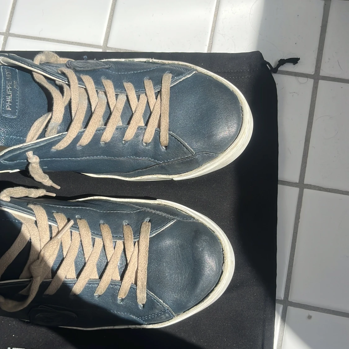 Mörkblå sneakers från Philippe Model - 3